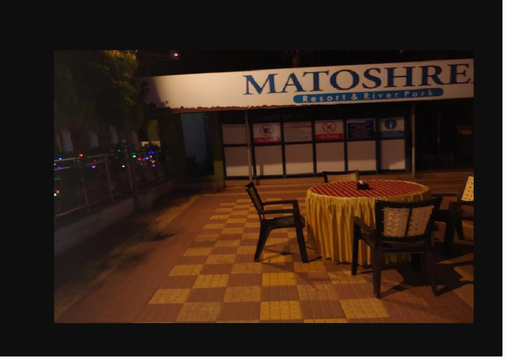 Hotel Mathoshree Тане Екстериор снимка